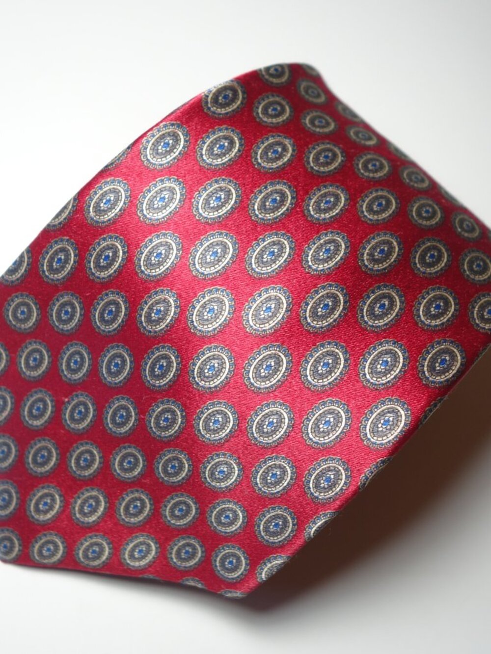 Vintage Christian Dior Silk Tie Made In USA w/ Blue & White Foulard Pattern - Picture 2 of 7